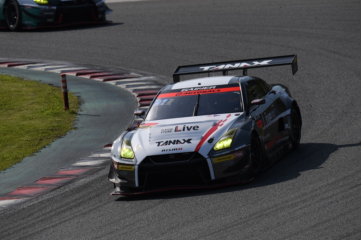 GT300クラス 優勝　#10 TANAX GAINER GT-R