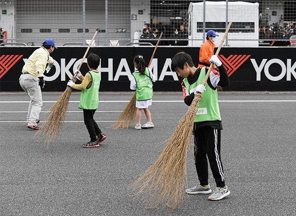 写真：キッザニア体験